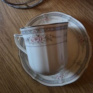 Noritake Cream and Pink Floral Mug Set